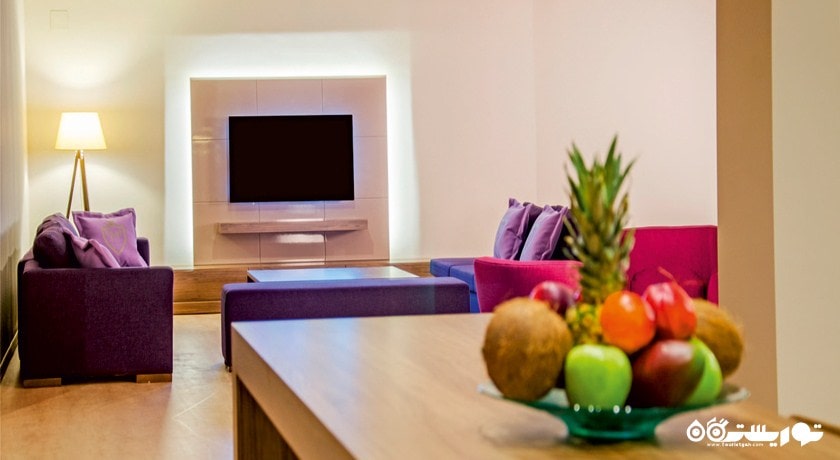 محوطه نشیمن پنت هوس تایتانیک